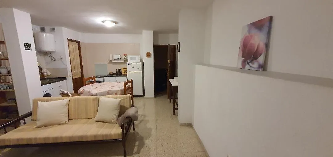Apartamentos Avenida 4 Puerto de la Cruz  Puerto de la Cruz (Tenerife)